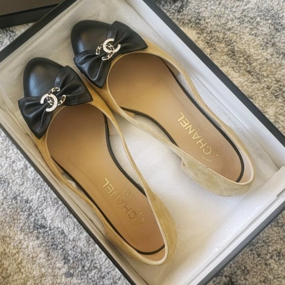 RARE Chanel CRYSTAL Leather & Suede Bow Flats size 38.5C 🎀💖😍🖤 - Picture 4 of 17
